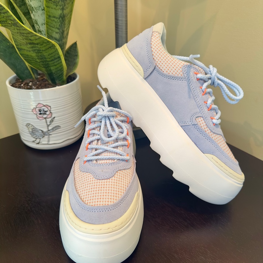 UGG Marin Mega Lace sneakers, NEW